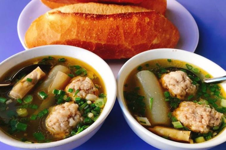 Bánh mì Xíu Mại Hoàng Diệu - Đà Lạt